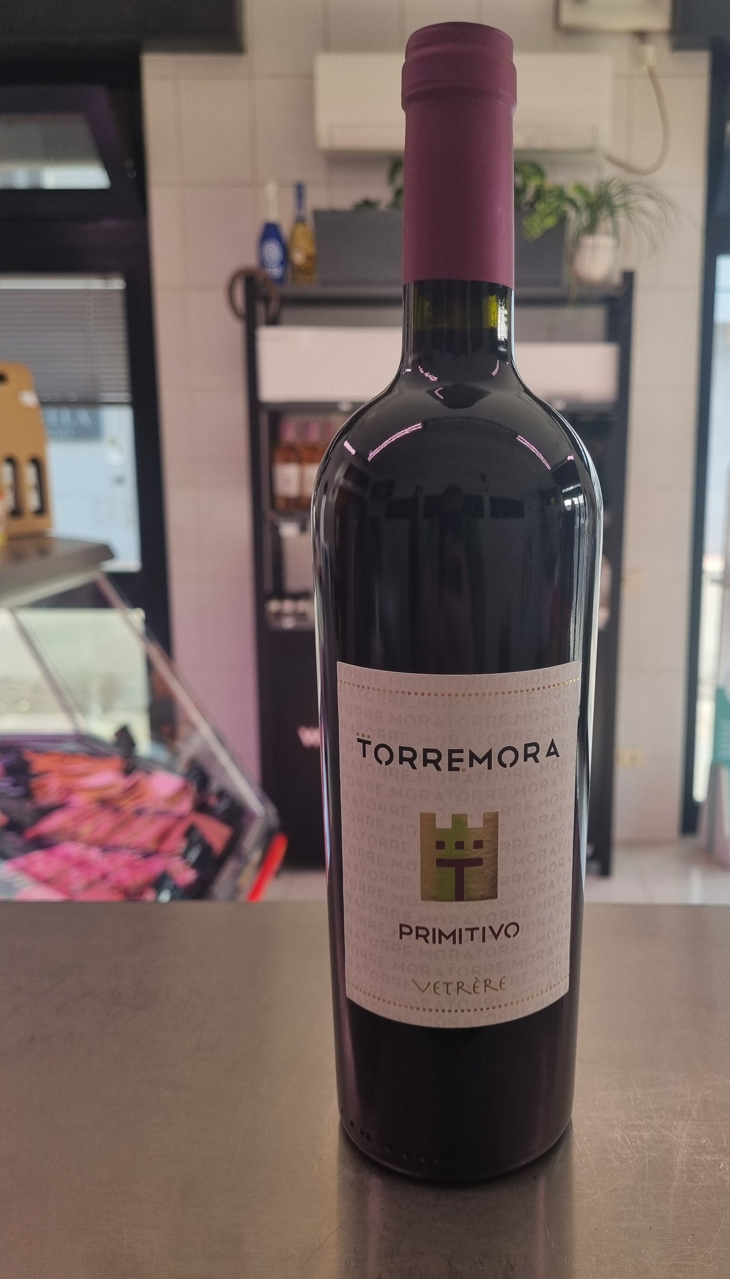 Vino rosso primitivo del salento I.G.P.
